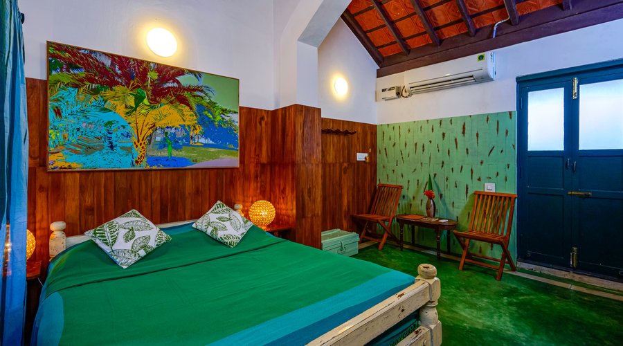 Mazari Room, this room has one double bed and one single bed and is ideal for a family of three or three friends travelling together. Perfect for elderly people