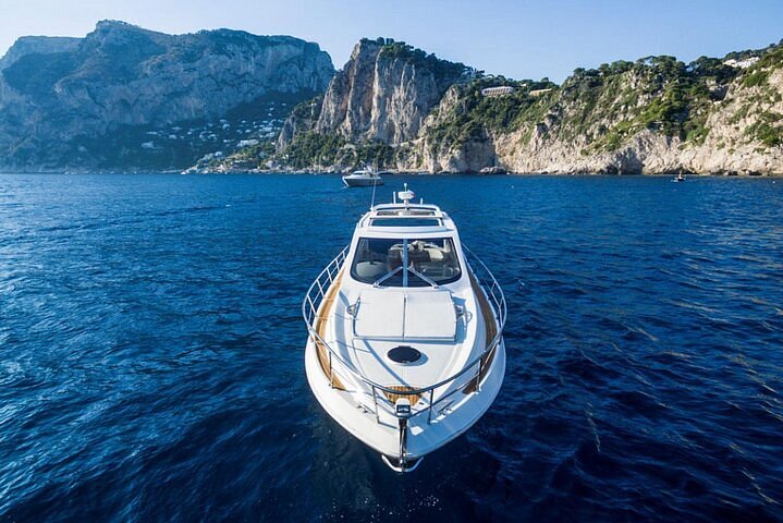 positano yacht tour