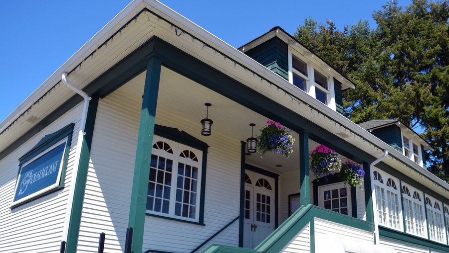 Old Surrey Restaurant 