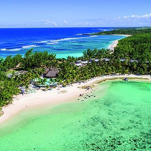 Shandrani Beachcomber Resort & Spa in Mauritius, image may contain: Sea, Nature, Outdoors, Coast