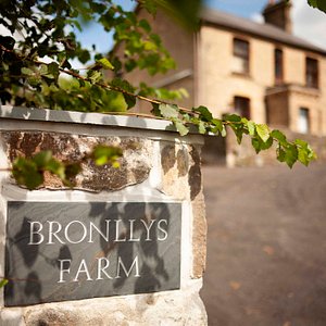 Entrance to Bronllys Farm