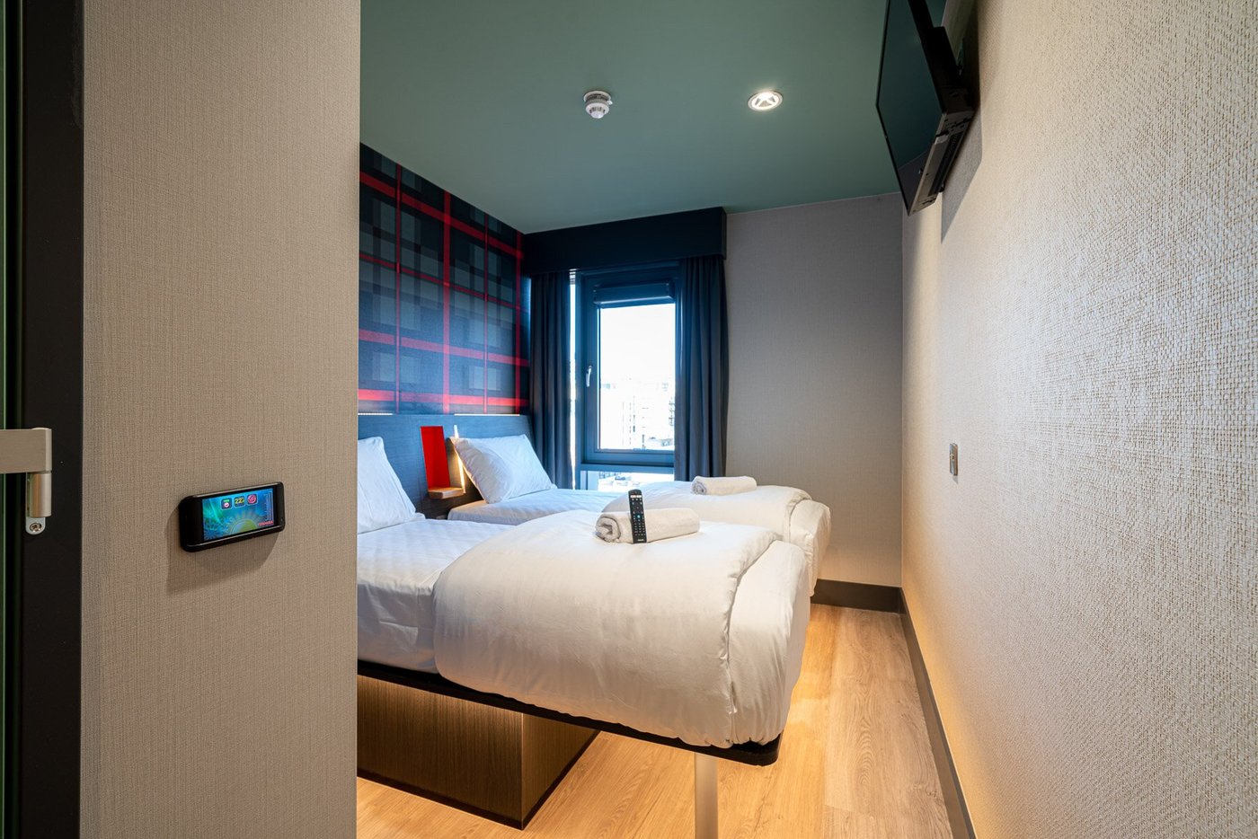 easyhotel-dublin-city-centre-updated-2024-reviews-photos-prices