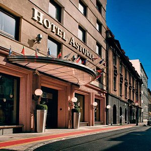 Best Western Premier Hotel Astoria in Zagreb, image may contain: Street, City, Urban, Road