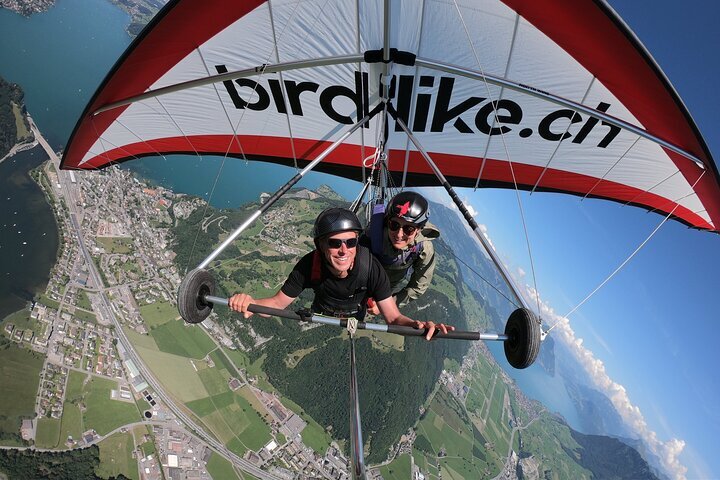 2024 鳥のようなハング グライダー ルツェルン、提供元：Birdlike Hang Gliding | スタンス, スイス -  Tripadvisor