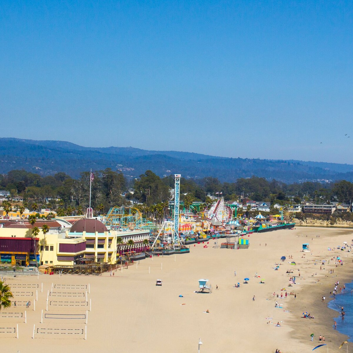 SANTA CRUZ BEACH BOARDWALK