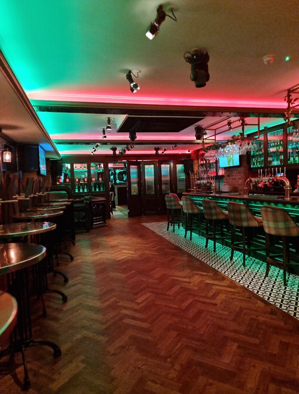 LANIGANS PUB ,WOOD STREET, Liverpool - Restaurant Reviews & Photos - Tripadvisor
