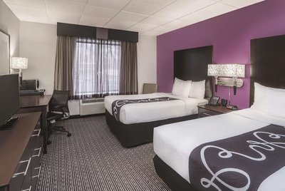 Hotel photo 21 of La Quinta Inn & Suites by Wyndham Las Vegas Summerlin Tech.