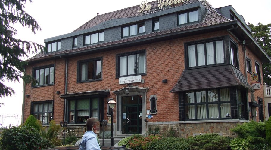 Miły, czysty i gościnny hotel. Blisko do Brukseli.