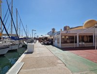 ▷ Papa Luigi, Fuengirola, Paseo maritimo rey de españa 19