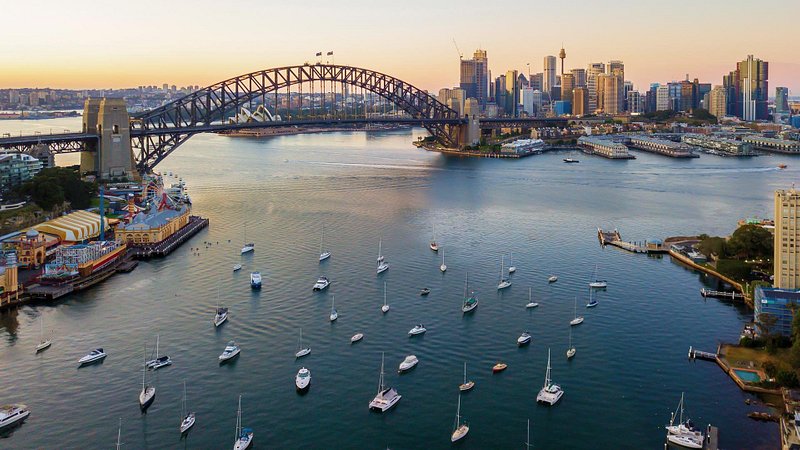 Sydney Harbor Bridge in Australia 