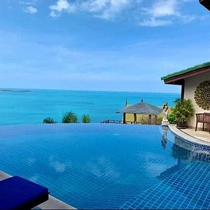 The best boutique hotel in Koh Samui where guests enjoy panoramic views from every room.