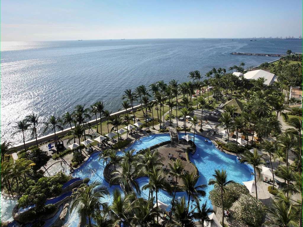 Sofitel Philippine Plaza Manila Pool Pictures & Reviews - Tripadvisor