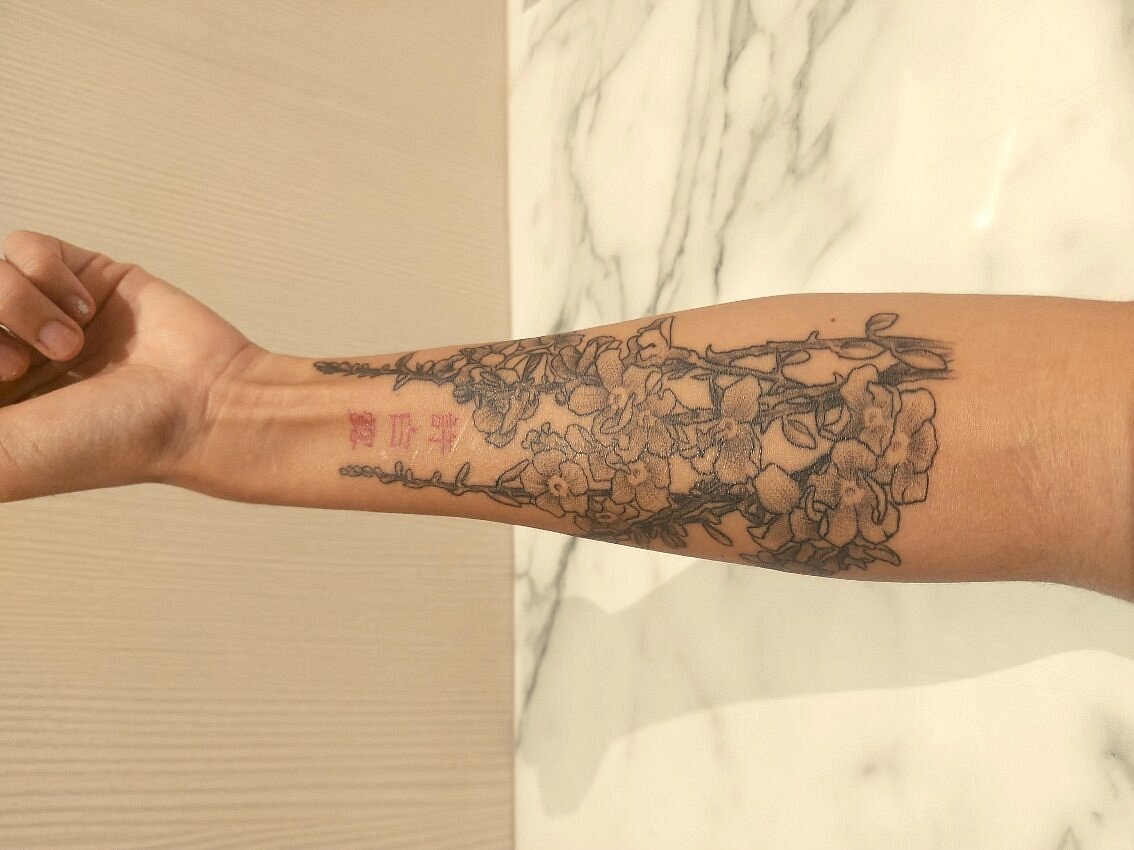 Khám phá mẫu hình xăm Thái Lan tại Ink.inc Tattoo Bangkok, được đánh giá tốt trên Tripadvisor. Những hình xăm sáng tạo với đường nét tinh tế và ý nghĩa sâu sắc sẽ khiến bạn chú ý và ấn tượng ngay từ cái nhìn đầu tiên.