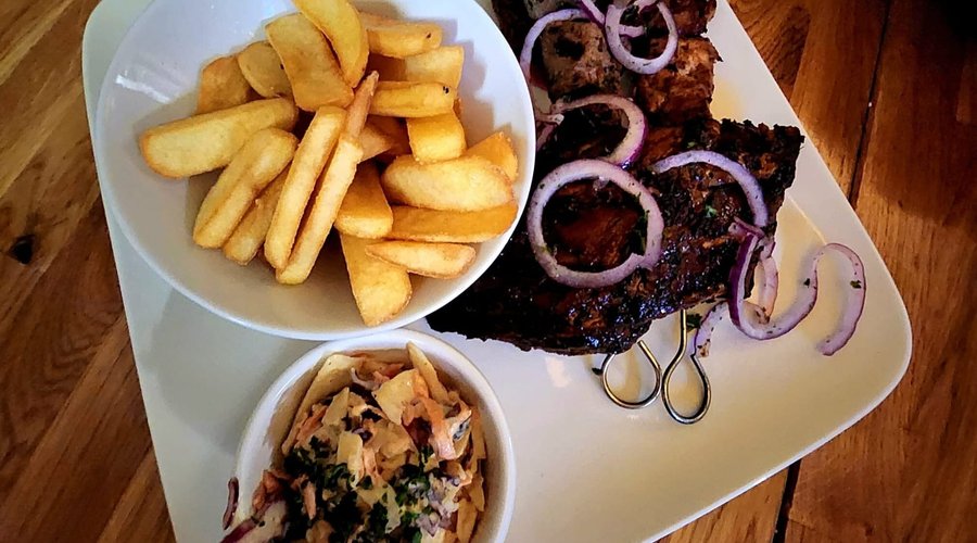 kom van onze heerlijke mixed grill genieten.