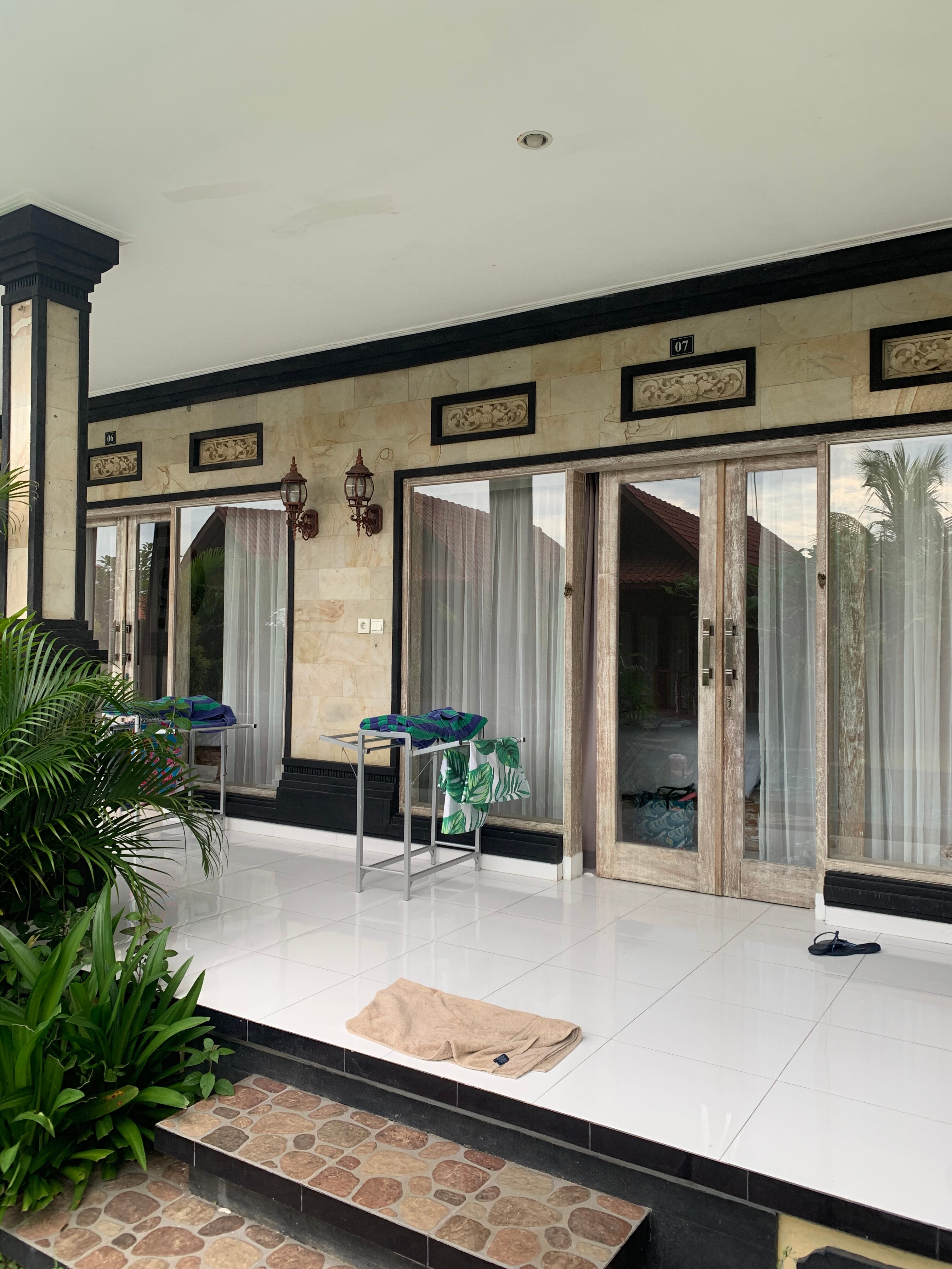 NYANG - NYANG BUNGALOW ULUWATU - Prices & Guest House Reviews (Bali/Pecatu)