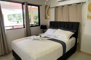 Room & Suite