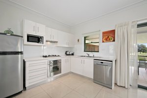 Room & Suite