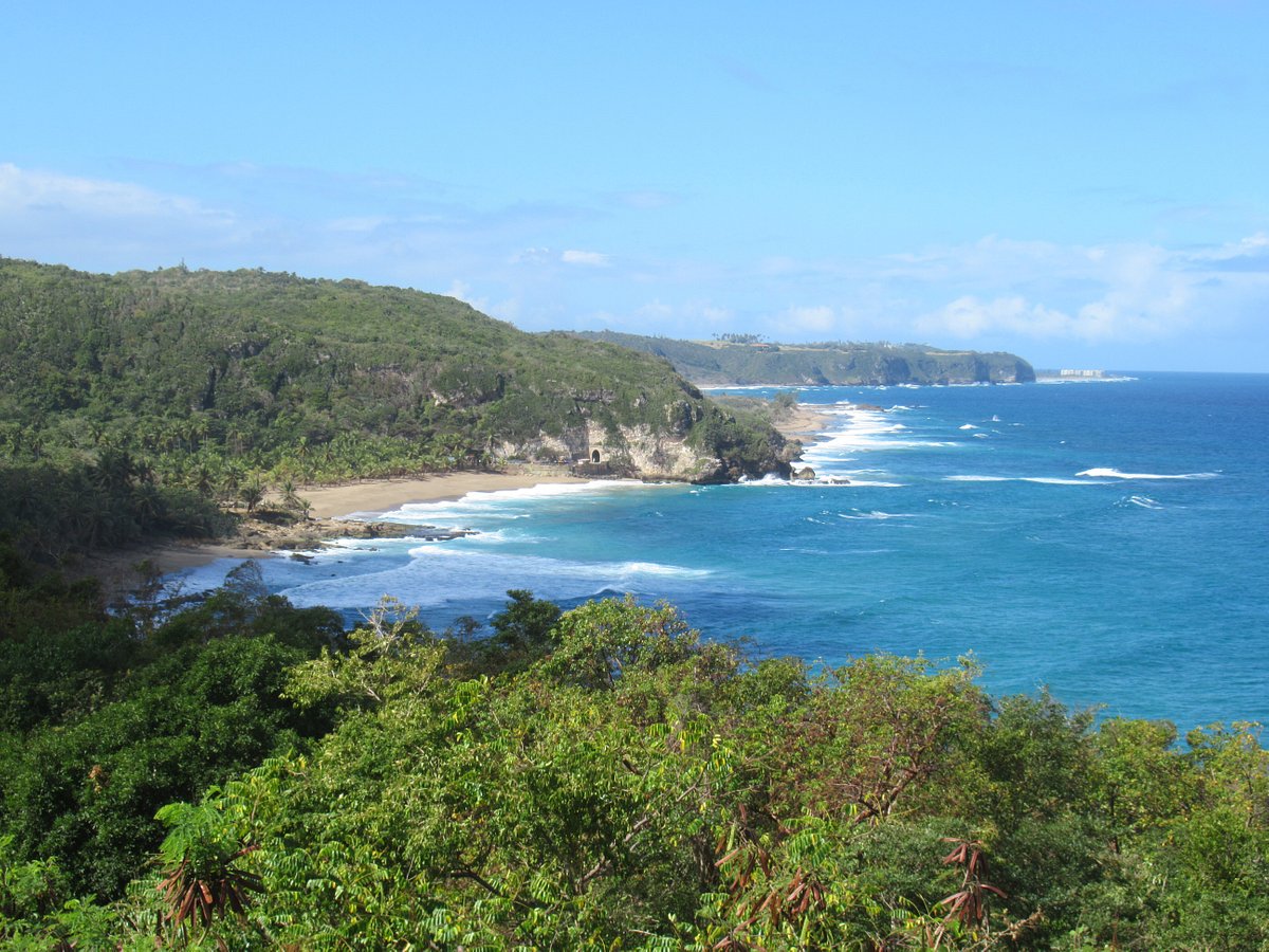 Guajataca Beach / Playa Guajataca - Beautiful, secluded, romantic