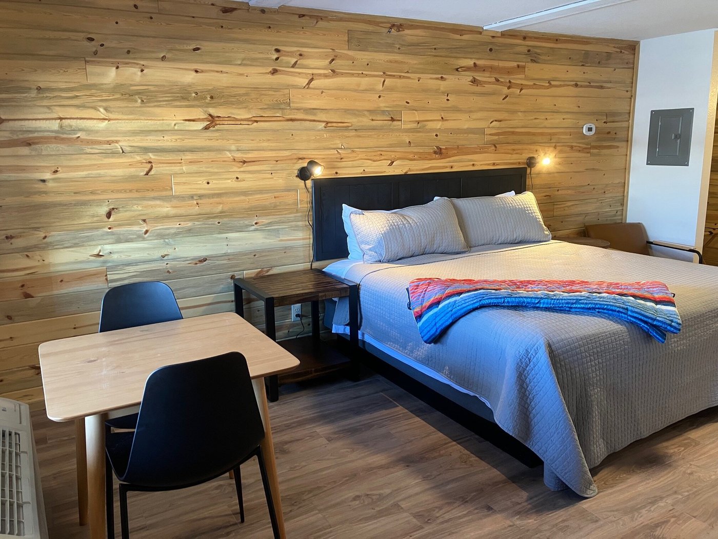 LOGE Wolf Creek - UPDATED 2023 Prices, Reviews & Photos (South Fork, CO