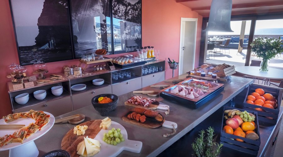 Buffet breakfast