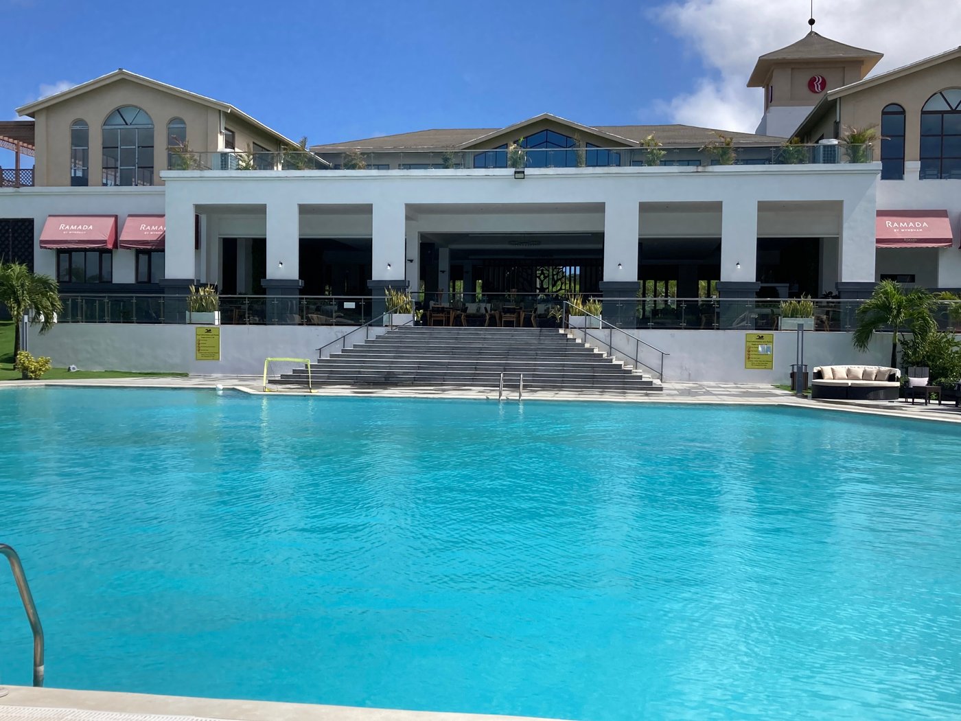 RAMADA BY WYNDHAM ST. KITTS RESORT (Saint Paul Capisterre, San