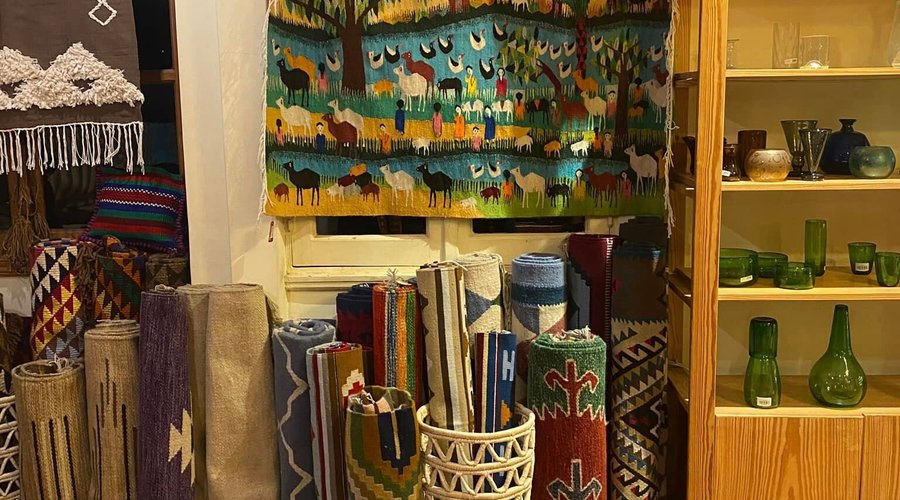 Attractive collection from hand-loomed kilims made from cotton and wool. 