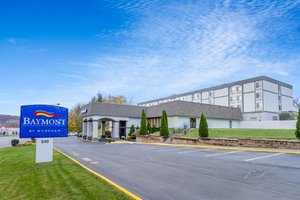 Baymont by Wyndham White Plains - Elmsford in Elmsford, image may contain: Hotel, Inn, City, Neighborhood