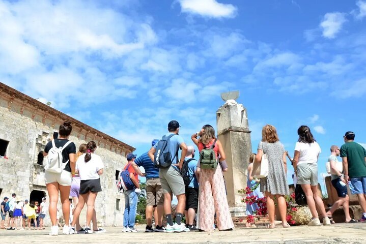 2024 Historical Tour Of Santo Domingo And 3 Eyes Caves With Lunch   Caption 