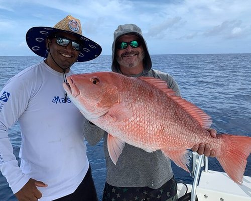 How to Go on a Deep Sea Fishing Charter in St. Petersburg, FL