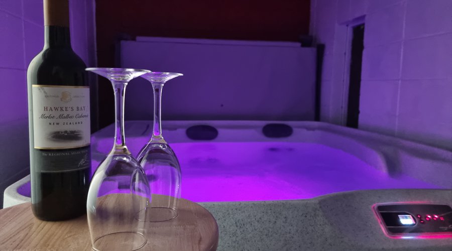 Private spa pool