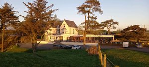 Gwesty Gadlys Hotel in Anglesey