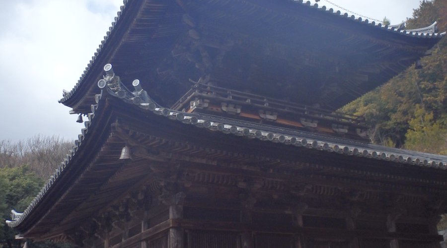 重文らしいが、かなり傷みが顕著。