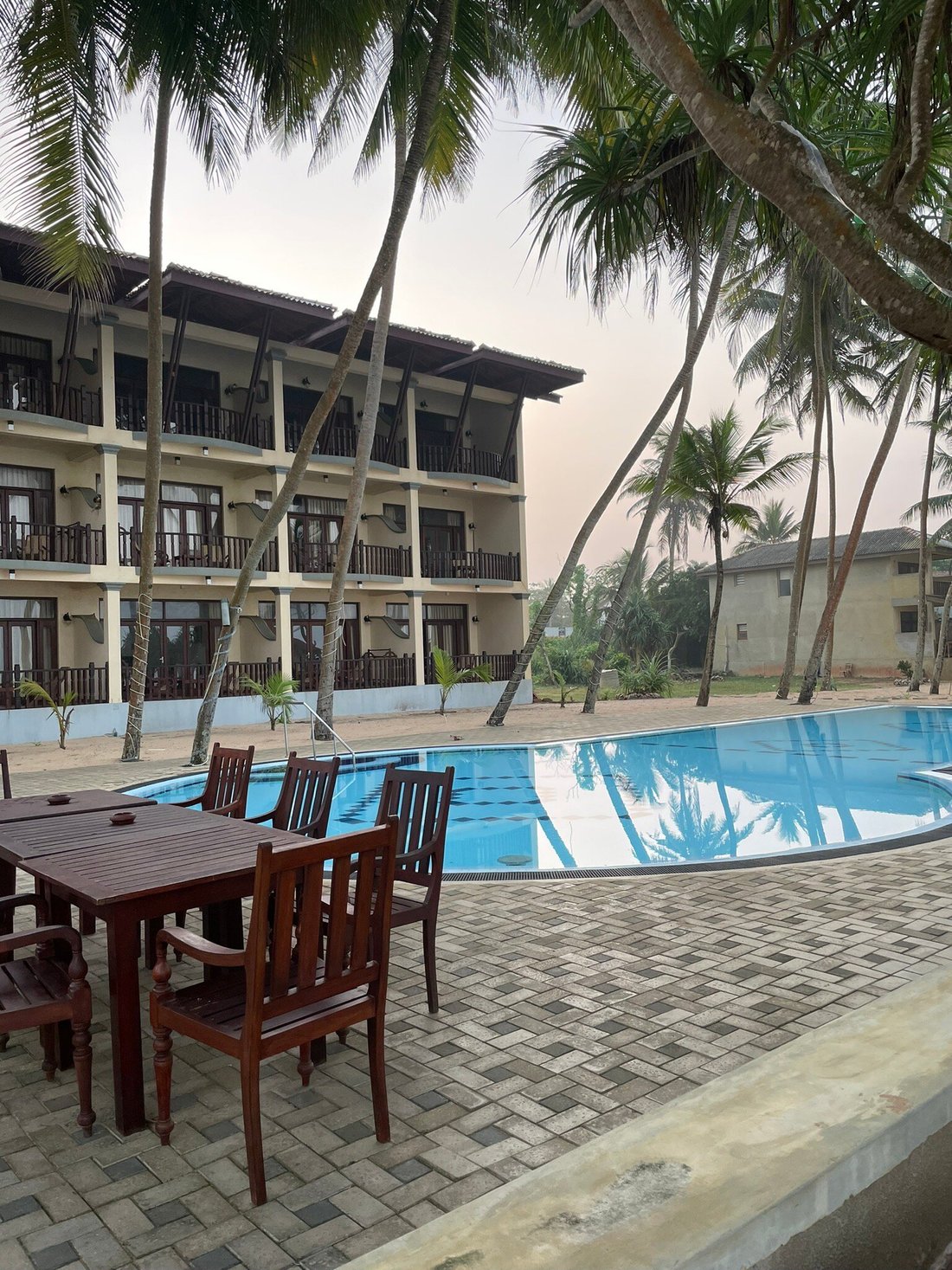 WHISPERING PALMS HOTEL - Updated 2024 Reviews & Photos