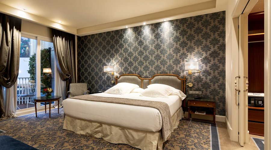 Suite Couryard