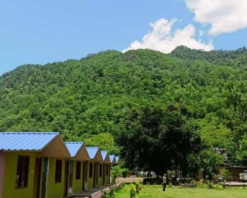 BLOOS SKY RESORT, RISHIKESH (Bairagarh) - Campground Reviews & Photos ...