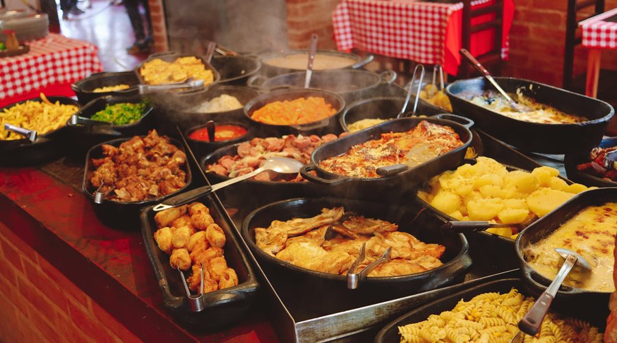 O fogão à lenha mais famoso de Campos do Jordão! 😋  📍Av. José de Oliveira Damas, 465 - Capivari   ⏰ Almoço: Segunda a Domingo das 11h às 16h  ⏰ Jantar: Sexta e Sábado das 19 às 22h