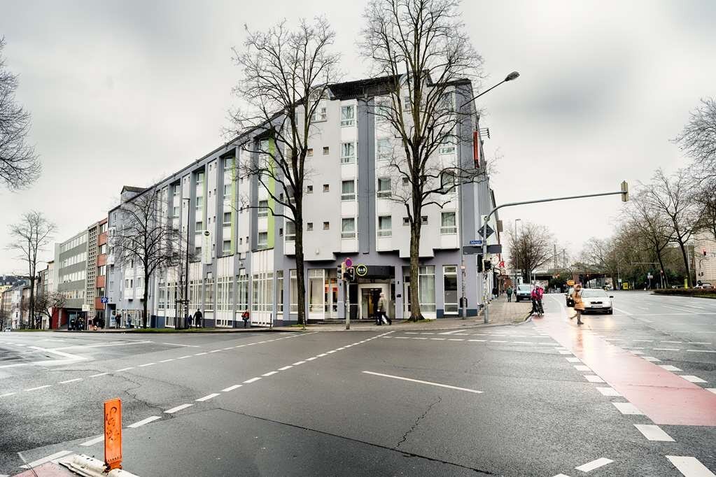 B&B HOTEL AACHEN-HBF (Aken, Duitsland) - Foto's, Reviews En ...