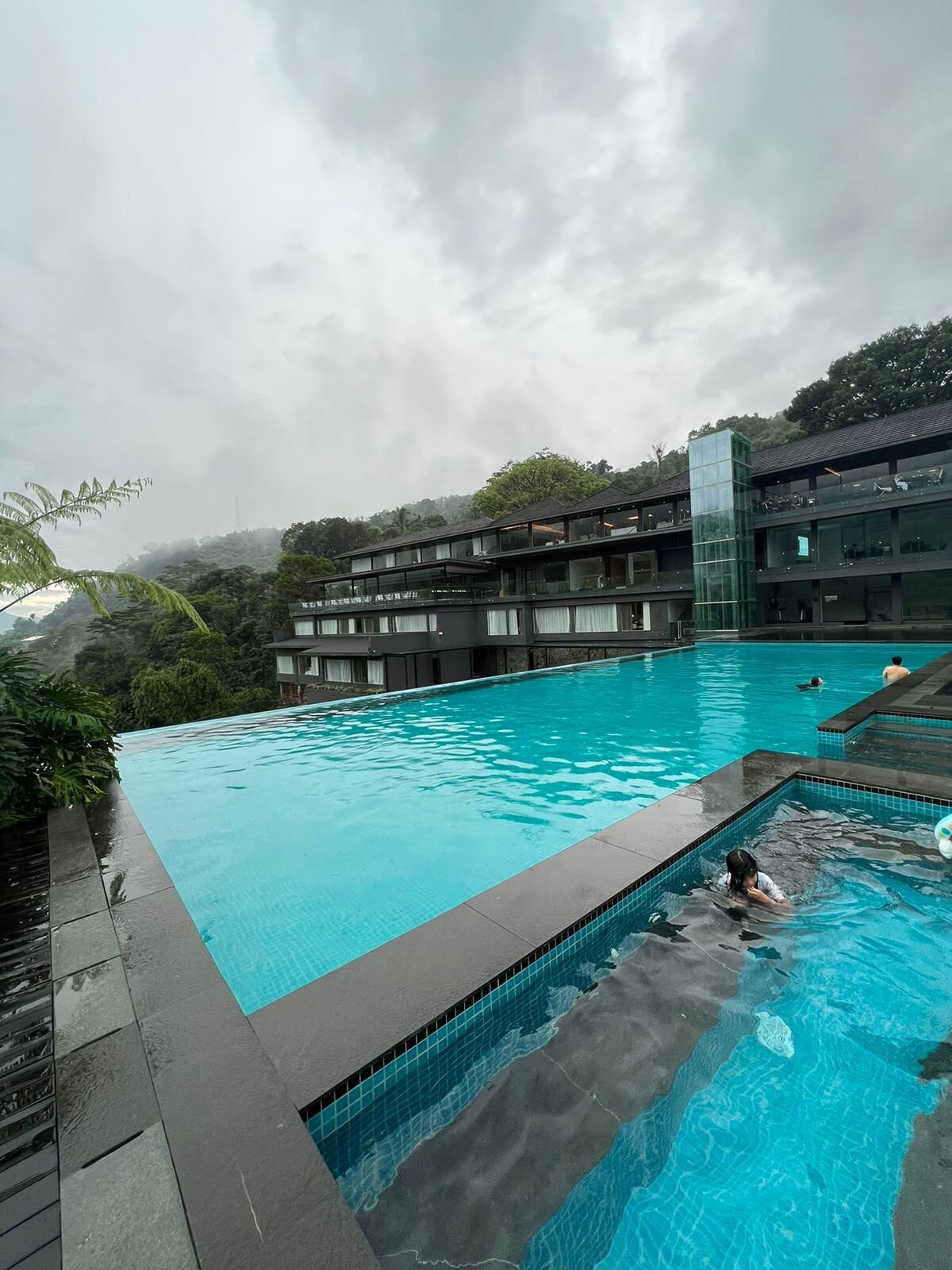 FOREST HILLS HOTEL CIWIDEY (Soreang, Indonesia) - Hotell - Anmeldelser ...