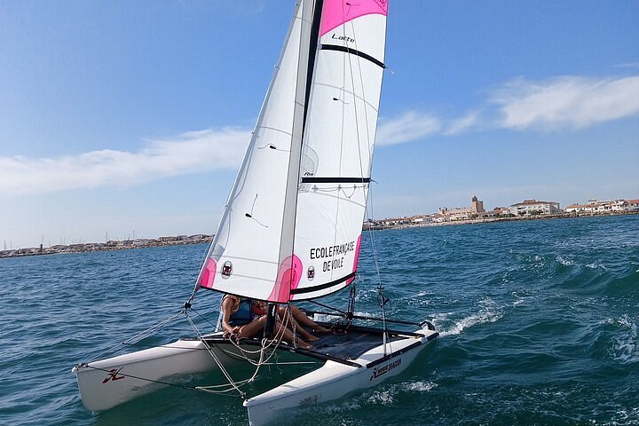 private catamaran sailing lessons