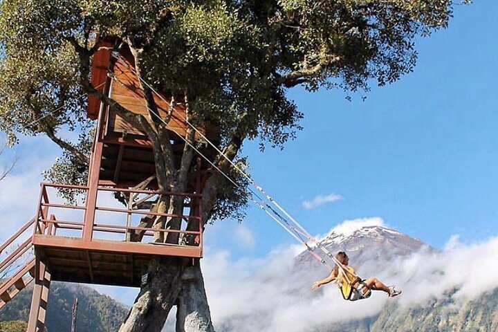 Tripadvisor | La Casa Del Arbol Columpio del Fin del Mundo proporcionado  por Explorjungle Expediciones | Baños, Ecuador