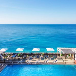 Outdoor Rooftop Pool