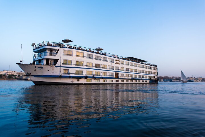 2024 Private 4 Day Cruise From Aswan to Luxor with Accommodation