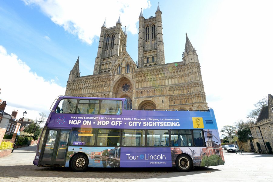 lincoln city tour bus