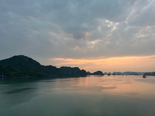 Halong Bay review images