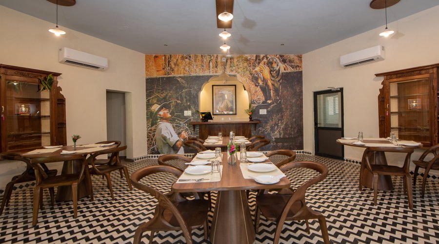 Fateh's Cafe indoor seating