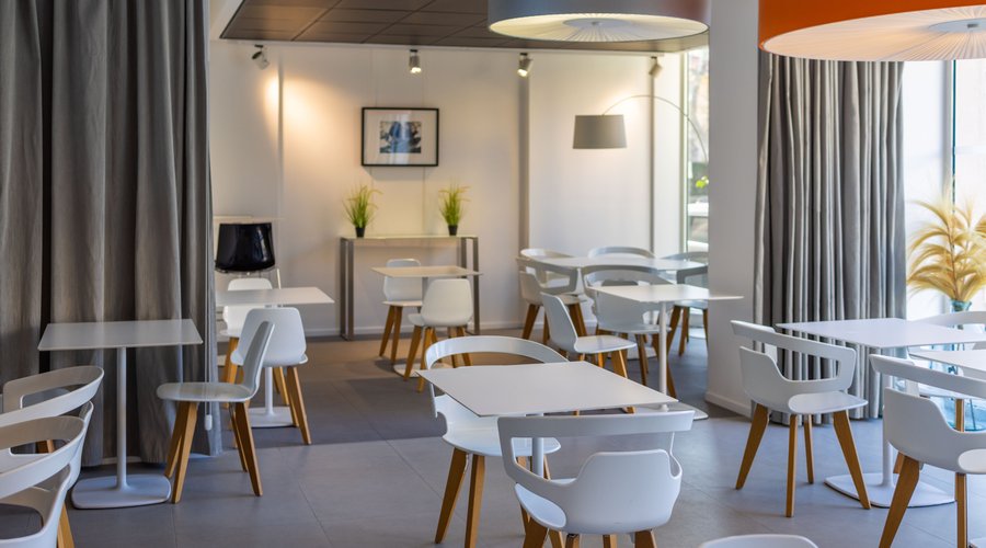 Salle petit déjeuner