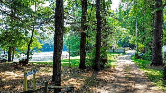 CAMP HUDSON PINES (CORINTH, NOVA YORK): 34 fotos, comparação de preços ...