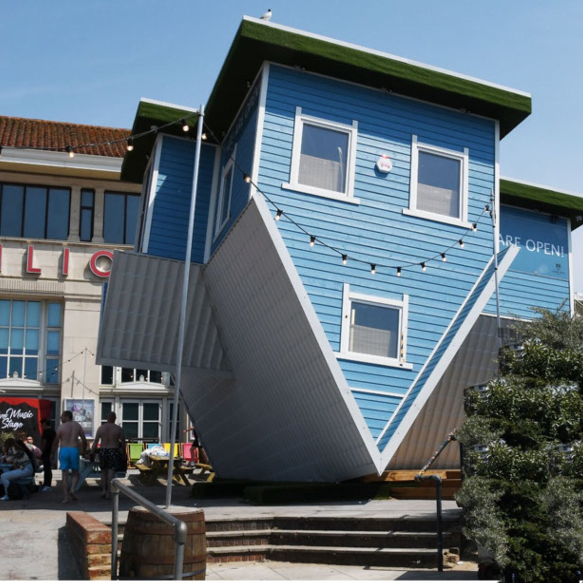 Upside Down House - Bournemouth, Борнмут: лучшие советы перед посещением -  Tripadvisor