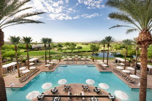 Pool & Beach