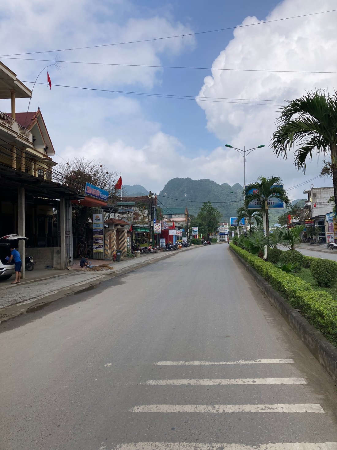 FALCON HOTEL AND BAR - B&B Reviews (Phong Nha, Vietnam)